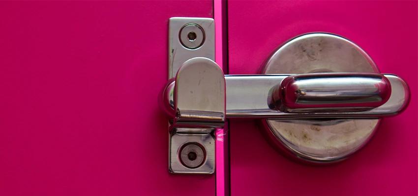 Childproof Gate Lock in Pasadena, California