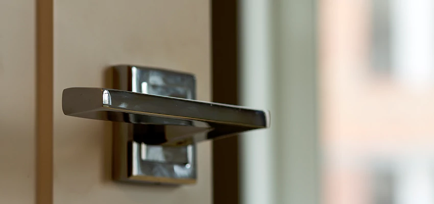 Door Lever Knob Repair in Pasadena, California